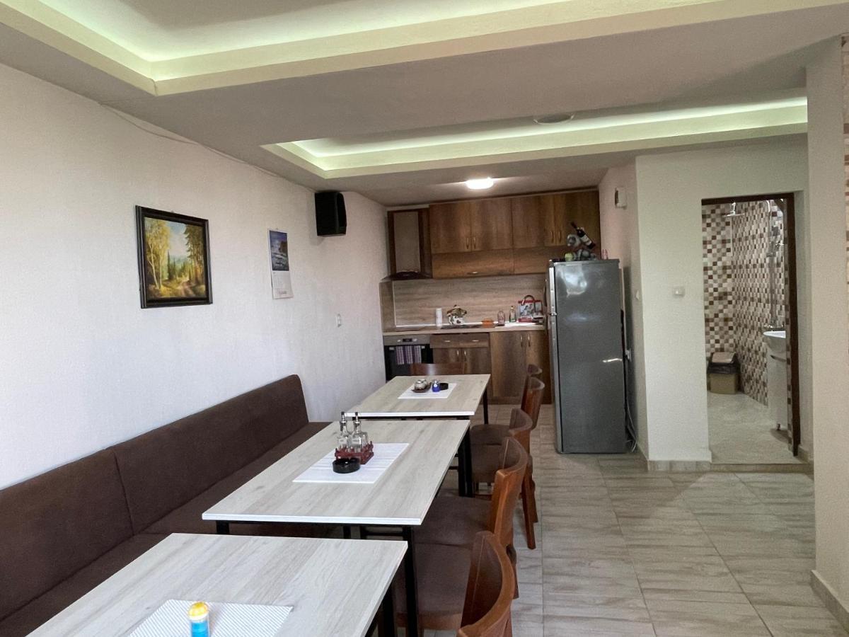 Saint Maria Guest House Velingrad Exterior photo